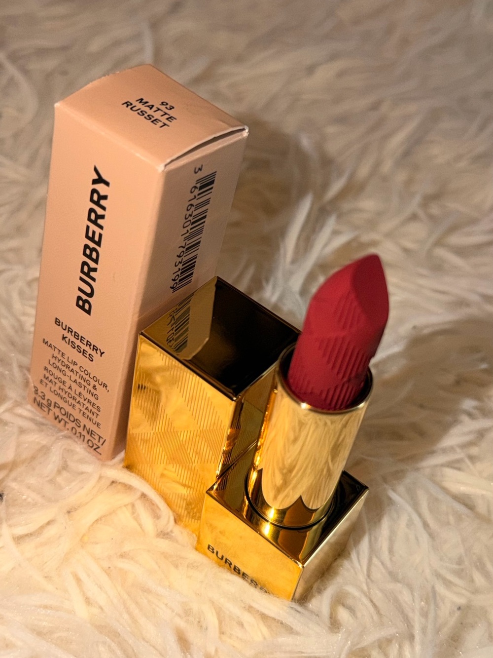 Burberry Matte Lipstick in Russet Red - Picture 2 of 3